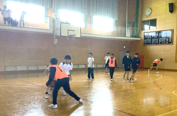 ○２年バスケ写真